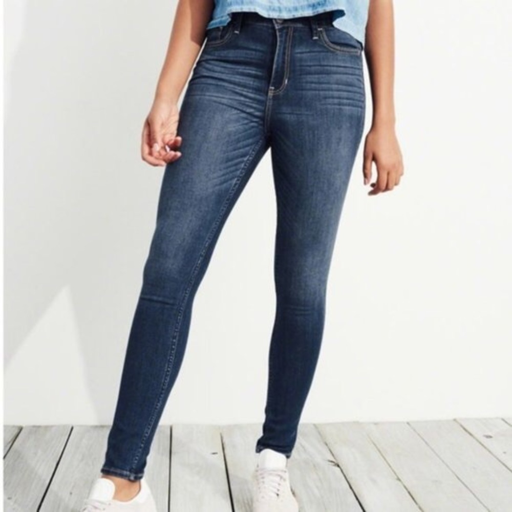 HOLLISTER high rise super skinny jeans